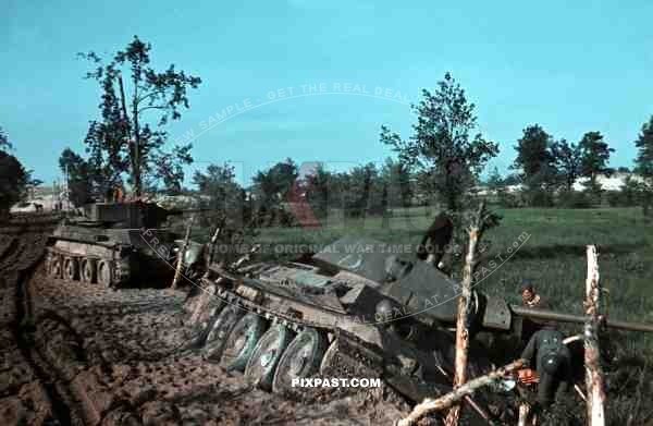 Captured Early Russian T34 and BT-7 Tank, Dubno Ukraine 1941, Battle of Brodny. 9. Infantry Division