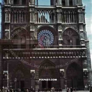 Cathédrale Notre Dame de Paris, France 1937
