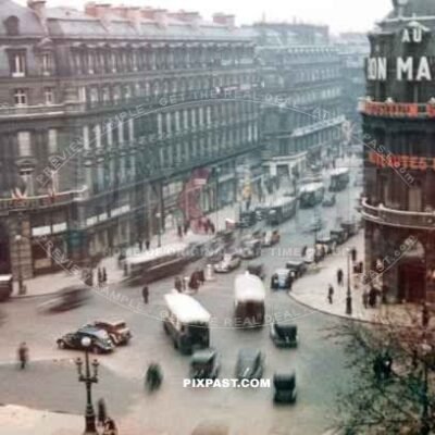 Comptoir national d_qt_escompte de Paris. Place de l Opera. Paris France 1937