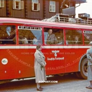 Deutsche Reichspost bus headed to Schmiedebergin Mala, Czechoslovakia 1939. Grenzbauden