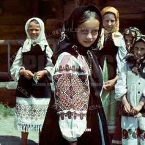Farming children in Poltava Ukraine 1941, Wearing traditional local costume.