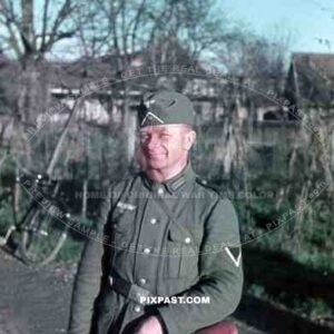 Gefr Weber, Melder zum Batallion westwall 1939