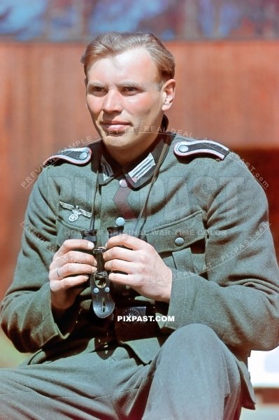 German Army Artillery Unteroffizier M36 tunic. 43rd Panzerjager Battalion. 8. Panzer-Division. CHOLM POCKET. August 1942