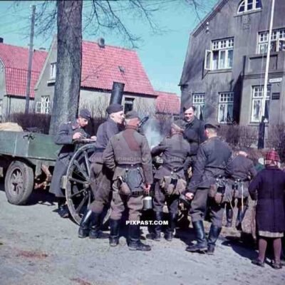 German Luftwaffe Flak troops eating lunch Field Kitchen Norway Winter 1941