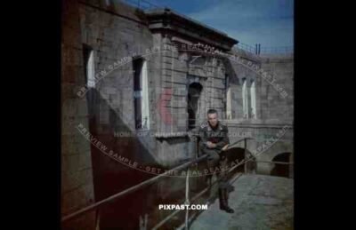 German Luftwaffe flak officer of the Leichte Flak Abteilung 99 (mot) in Fort de l_qt_Ile Pelée, Cherbourg France 1940.