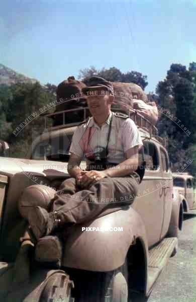 German War Photographer Reporter Kriegsberichter Italy 1944 with Leica Camera