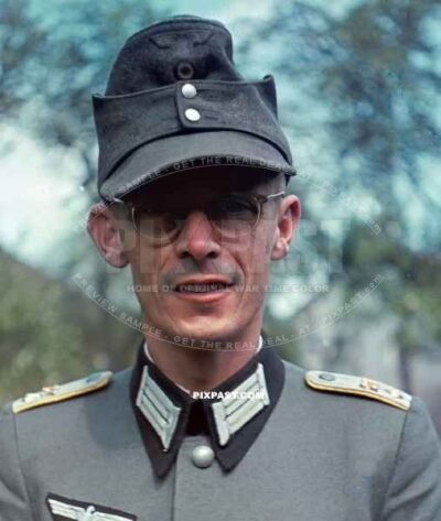 German signals officer of the 17. Panzer-Division. Nachrichten-Abteilung 27. Munich 1944.