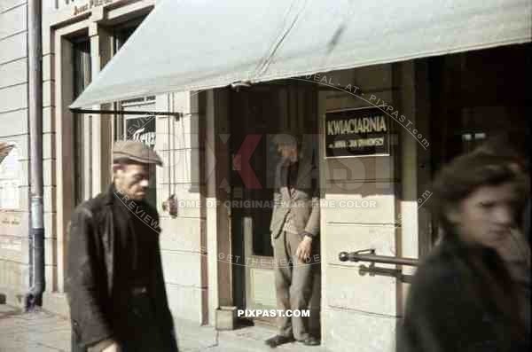 Lotz Ghetto Poland 1941 street life