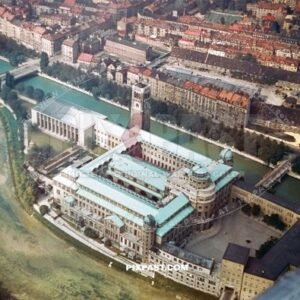 Luftschiff LZ 130 Graf Zeppelin II over Deutsches Museum Museumsinsel Munich Bavaria Germany 1938