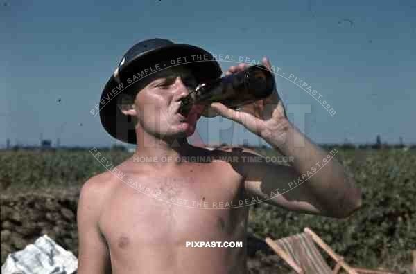 Luftwaffe Flak Bordeaux France 1941 Flak Regiments 45, 1. Batterie gemischte Flak Abteilung 923, L.35139, beer, africa Pith Helmet