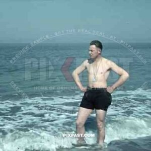 Luftwaffe Flak Bordeaux France 1941 Flak Regiments 45, 1. Batterie gemischte Flak Abteilung 923, L.35139, swimming, dog tags