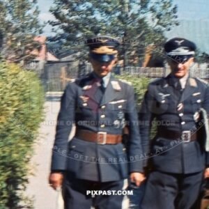 Luftwaffe General der Flieger Waldemar Klepke. Kommandeur Flug Training Kommand 3. Visting Flugplatz France 1940
