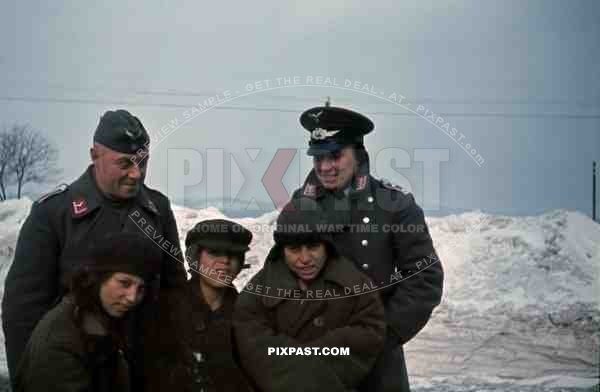 Luftwaffe Hauptmann Rolf mit Rußdorfer, Januar 1940. From Flakgruppe Memmingen Flakgruppe. Winter