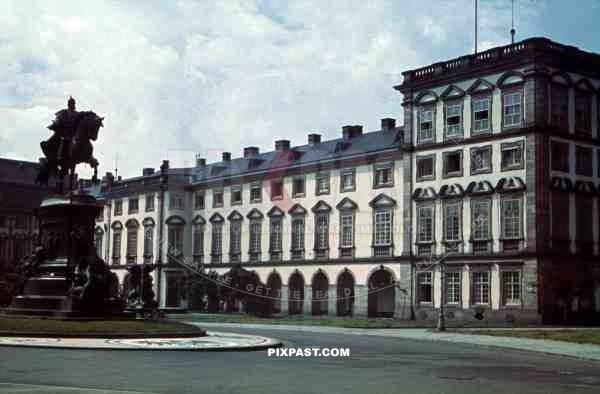 Mannheim castle, Mannheim, Baden Württemberg, 1939, Reiterstandbild statue, fountains,