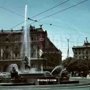 Rome 1942. Fontana delle Naiadi. Piazza della repubblica.