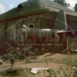 Russian Ilyushin fighter aircraft crash into house, Khislavichi, area Smolensk, 1942, 10th Motorised infantry division
