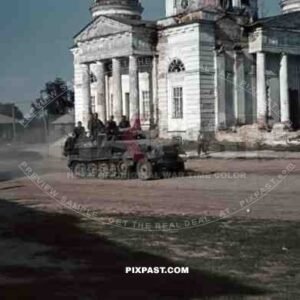 Sd.Kfz. 251 Half-track, Dormition Cathedral in Mglin, August 1941, Bryansk Oblast, 3rd Panzer Division.