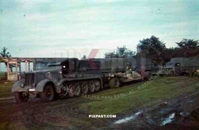 Sdkfz9 FAMO 18 ton halftrack truck russia 1942 mud spring lorry truck supply column red cross medical leipzig
