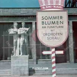 Sommer Blumen. Flower Show.  Funkturm Berlin Germany 1940