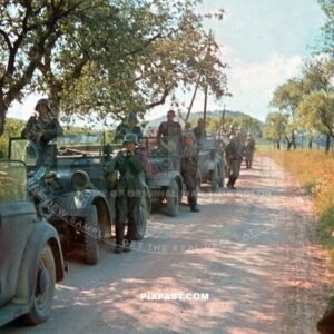 Stoewer Typ 40 Kfz.1 Jeeps in Blitzkrieg in France 1940. 26th Panzer Divisions Nachrichten Abteilung