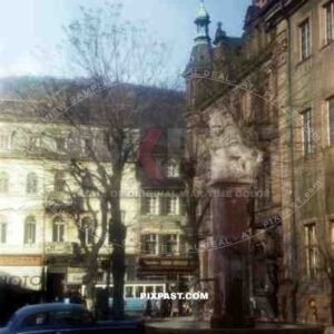 The Lions Well Lowenbrunnen fountain in Universitatsplatz in front of the Old University Heidelberg Baden Wurttemberg 1945