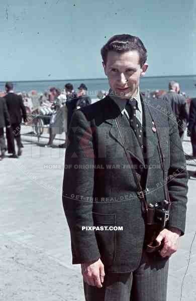 Tourist from Thüringen in Travemünde, Germany 1940