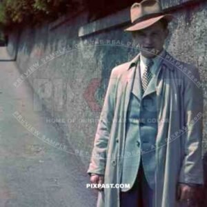 WW2 color Austrian born war photographer Kriegsberichter prewar 1938 civilian clothes hat Salzburg,