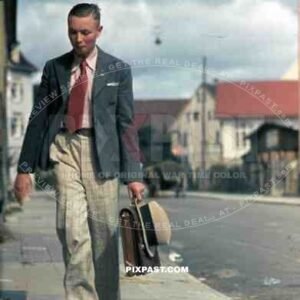 WW2 color Stuttgart Germany 1938 Man hat poster dress costume normal daily life apartment door