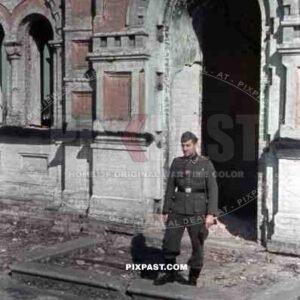 Waffen SS soldier in front of the Lazarevskaya church ruin in Sevastopol, Crimea 1941