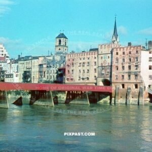 Wasserburg am Inn. Oberbayern Bavaria 1940. Wasserburger Innbrucke. Wooden bridge. entrance to old city.