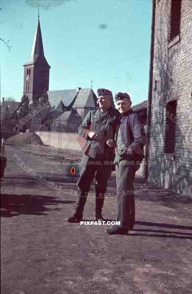 Wehrmacht soldiers in Niederaußem, Germany 1940
