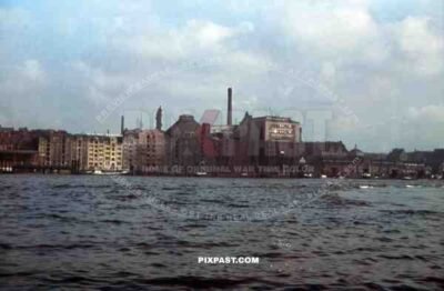 Weizenmühle, Hamburg Harbour, 1939, Industrial Factories and Ship Building, dr. oetker Backpulvers,