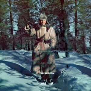 Young soldier in Russian snow forest winter 1943 with Mg34 Machine Gun. Gebirgsjager Regiment 98 Garmisch