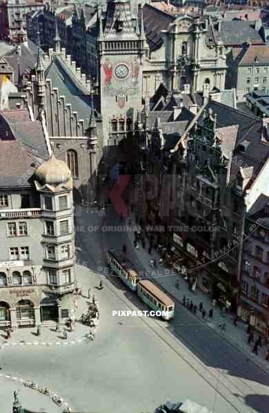Zodiac Clock Tower, old town hall, Marienplatz, Munich, 1939, Alte Rathaus München. Heilig Geist, Kirche, Viktualienmark