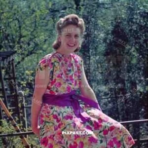 beautiful woman with colourful dress in Frankfurt, Germany 1942