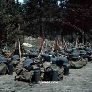 break in Landeck, Austria 1941, Pontlatz Kaserne