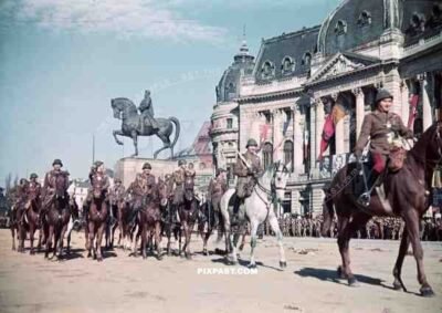 equestrian statue of King Carol in Bu_char_est, Romania ~1939