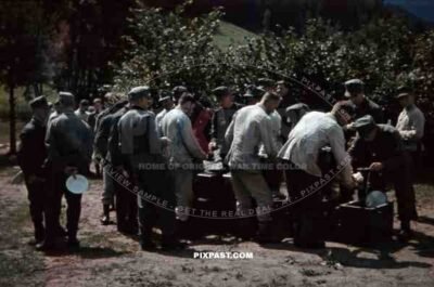 food distribution in Trams/Landeck, Austria 1941, Pontlatz Kaserne