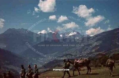 mountain troopers marching over the Hoher Riffler in Landeck, Austria 1941, Pontlatz Kaserne