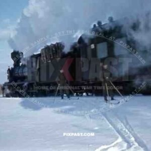 mountain troops (Gebirgsjaeger) in front of a train in Finland, January 1944
