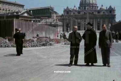 panzer feldwebel soldier visiting Rome, Italy 1944