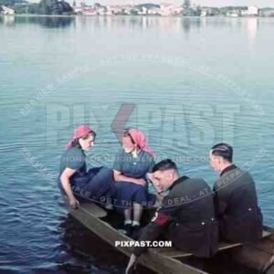 rad and bdm in boat together germany red flag 1938
